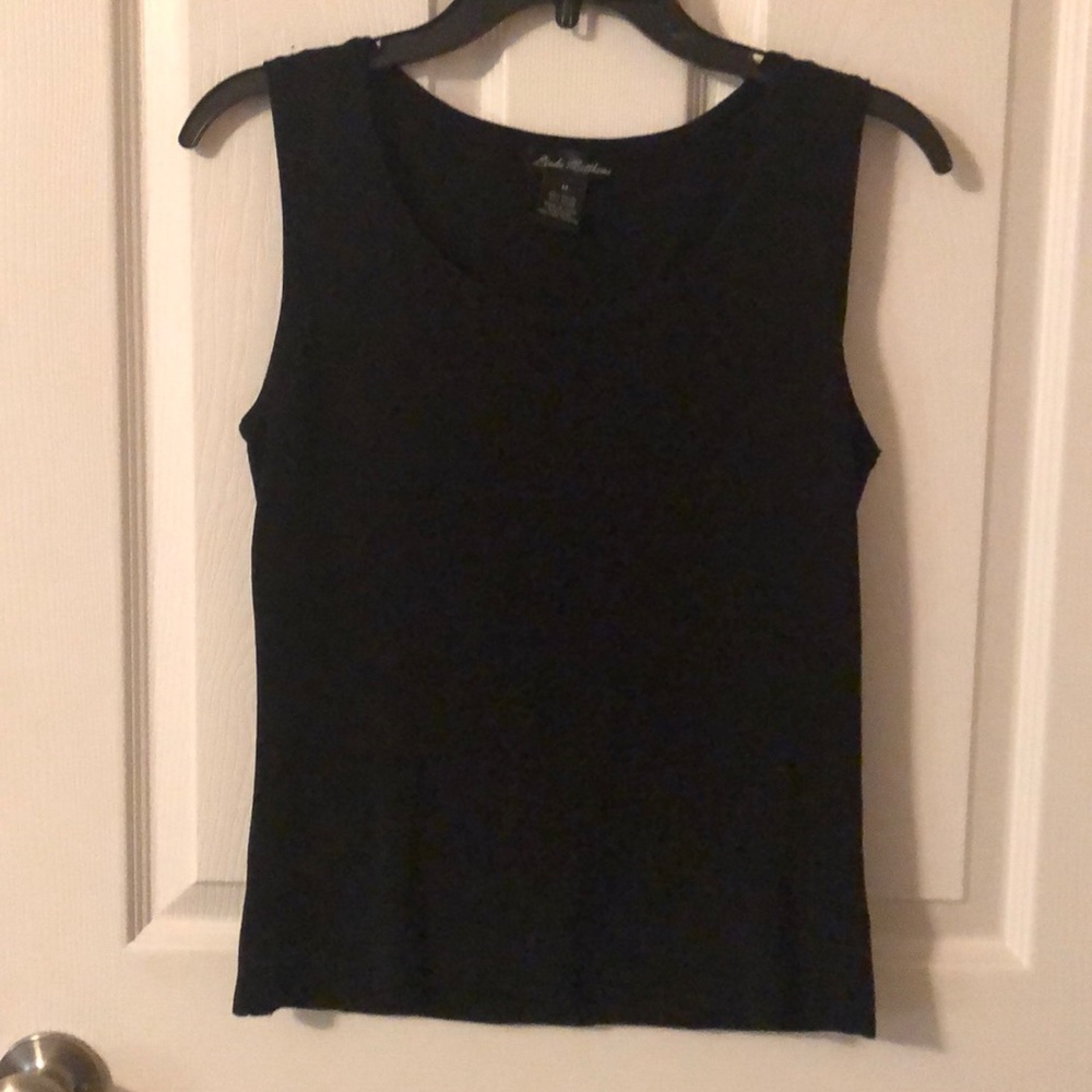 Sleeveless Black Tank Top - Picture 2 of 4